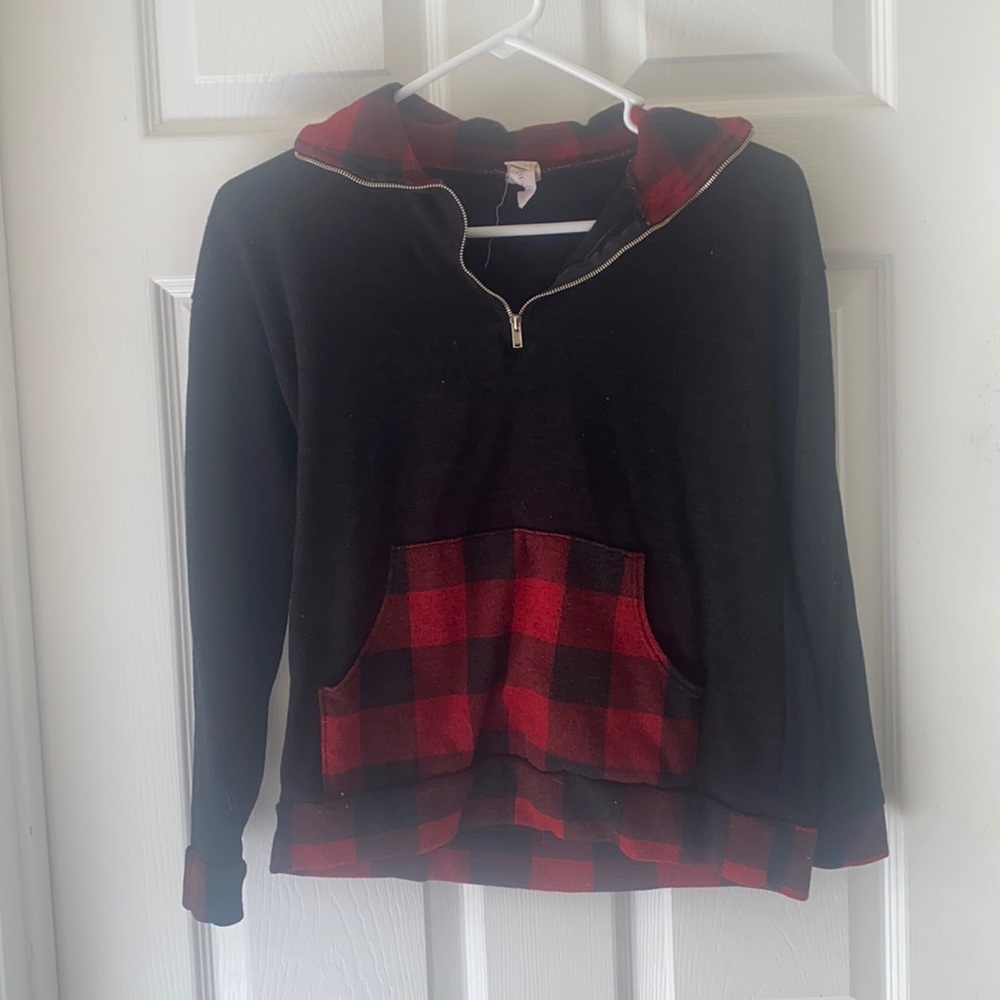 Boutique Sweater. Size small